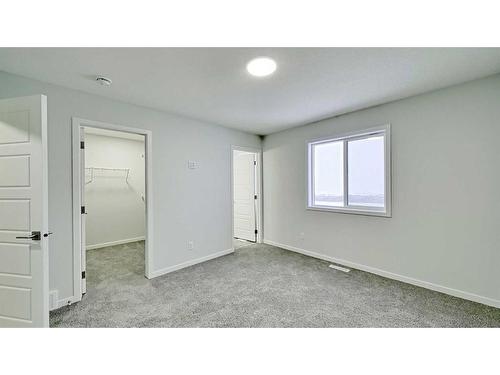 605 Dawson Drive, Chestermere, AB - Indoor Photo Showing Other Room