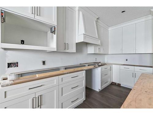 349062 Tamarack Drive East, Rural Foothills County, AB - Indoor Photo Showing Kitchen