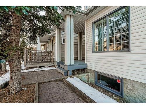 425 15 Street Nw, Calgary, AB - Outdoor