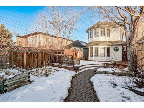 425 15 Street Nw, Calgary, AB - Outdoor