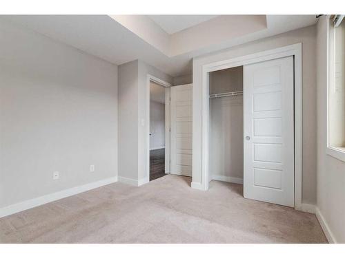 1416-2461 Baysprings Link Sw, Airdrie, AB - Indoor Photo Showing Other Room