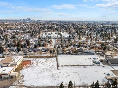 53-3015 51 Street Sw, Calgary, AB - Outdoor With View