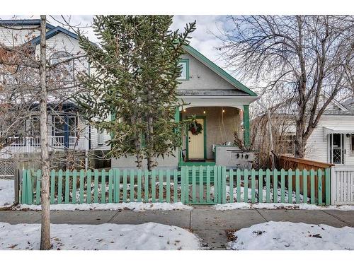 910 5 Street Nw, Calgary, AB - Outdoor