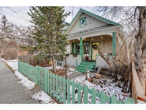 910 5 Street Nw, Calgary, AB - Outdoor With Deck Patio Veranda