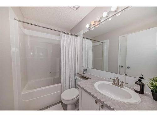 37 Tuscany Springs Park Nw, Calgary, AB - Indoor Photo Showing Bathroom