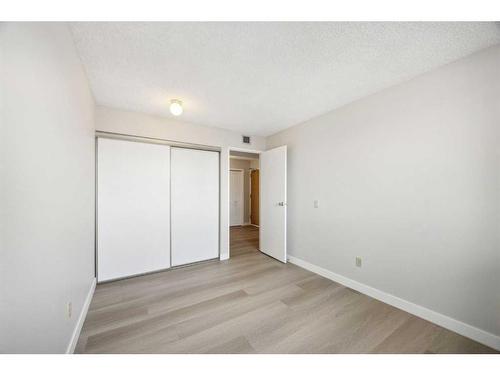 703-1020 14 Avenue Sw, Calgary, AB - Indoor Photo Showing Other Room