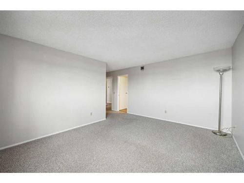 703-1020 14 Avenue Sw, Calgary, AB - Indoor Photo Showing Other Room