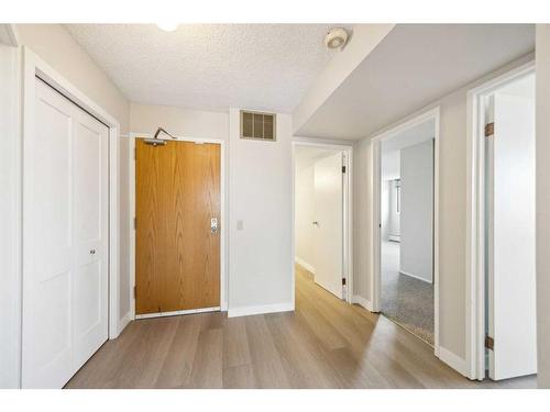 703-1020 14 Avenue Sw, Calgary, AB - Indoor Photo Showing Other Room