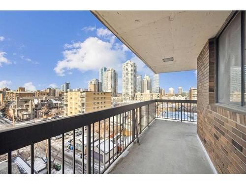 703-1020 14 Avenue Sw, Calgary, AB - Outdoor With Balcony With Exterior