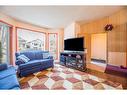 39 Erin Circle Se, Calgary, AB  - Indoor Photo Showing Living Room 