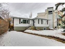 2535 19 Street SW Calgary, AB T2T 4X4