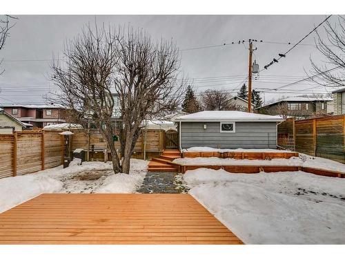 2535 19 Street Sw, Calgary, AB - Outdoor