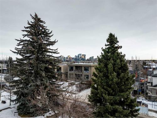 2535 19 Street Sw, Calgary, AB - Outdoor