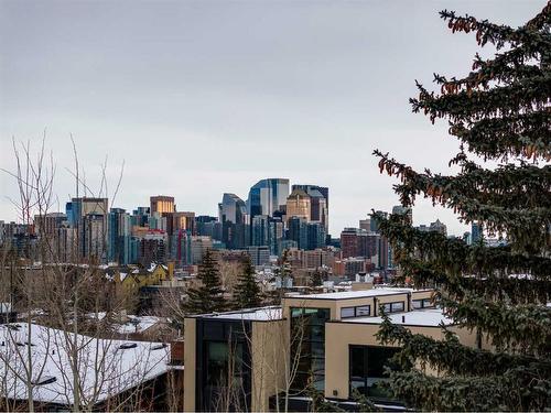 2535 19 Street Sw, Calgary, AB - Outdoor With View