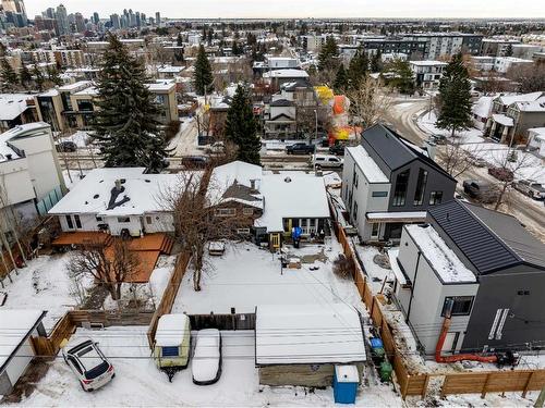 2539 19 Street Sw, Calgary, AB - Outdoor