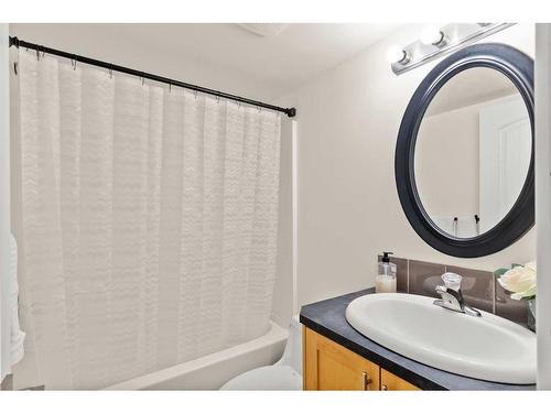 403-620 15 Avenue Sw, Calgary, AB - Indoor Photo Showing Bathroom