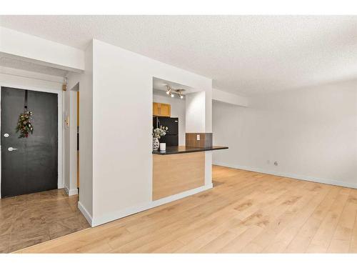 403-620 15 Avenue Sw, Calgary, AB - Indoor