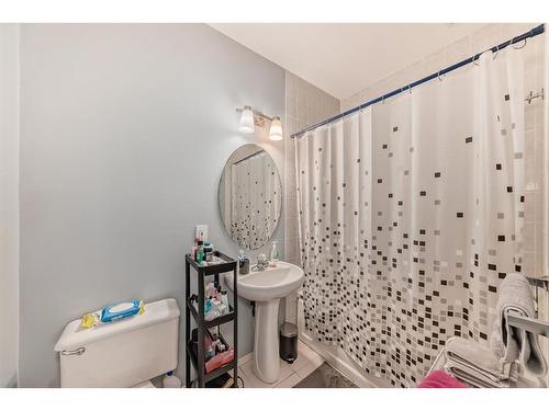 412-1410 2 Street Sw, Calgary, AB - Indoor Photo Showing Bathroom