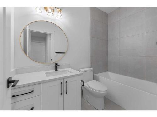 4506 72 Street Nw, Calgary, AB - Indoor Photo Showing Bathroom