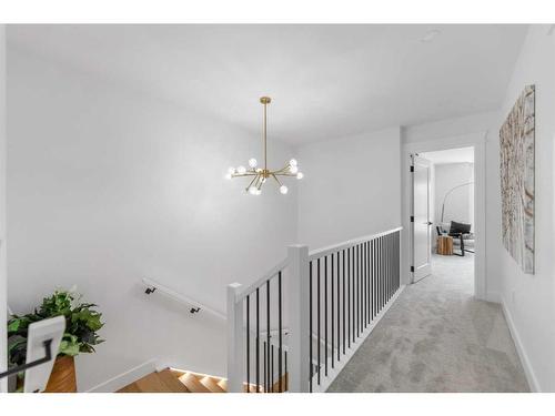 4506 72 Street Nw, Calgary, AB - Indoor Photo Showing Other Room