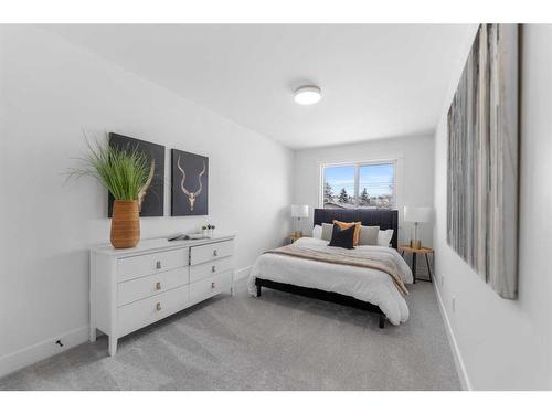 4506 72 Street Nw, Calgary, AB - Indoor Photo Showing Bedroom