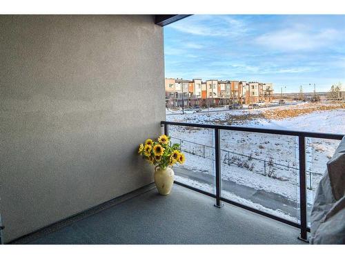 1208-80 Greenbriar Place Nw, Calgary, AB - Outdoor