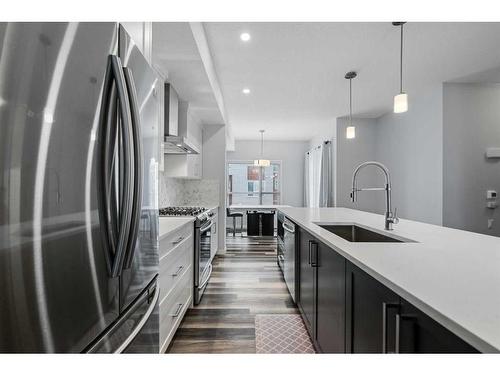 606 Harvest Grove Walk Ne, Calgary, AB - Indoor Photo Showing Kitchen With Stainless Steel Kitchen With Upgraded Kitchen