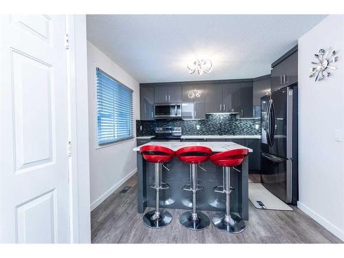 86-3029 Rundleson Road Ne, Calgary, AB - Indoor Photo Showing Kitchen