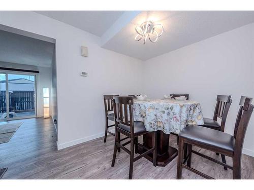 86-3029 Rundleson Road Ne, Calgary, AB - Indoor Photo Showing Dining Room