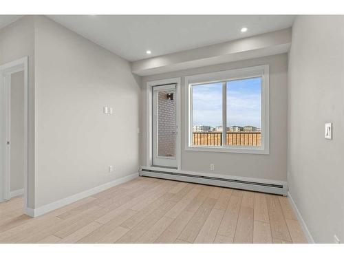 2212-395 Skyview Parkway Ne, Calgary, AB - Indoor Photo Showing Other Room