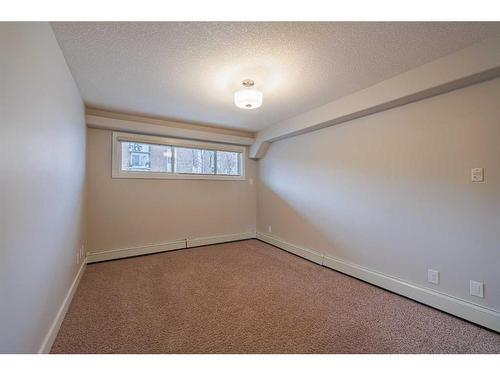 110-355 5 Avenue Ne, Calgary, AB - Indoor Photo Showing Other Room