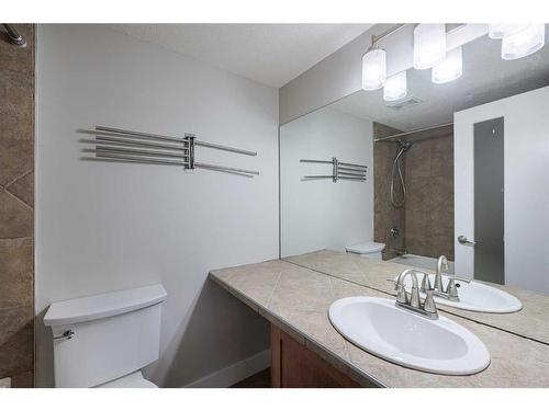 110-355 5 Avenue Ne, Calgary, AB - Indoor Photo Showing Bathroom