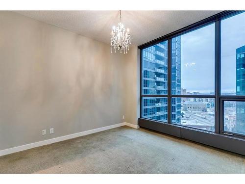 910-225 11 Avenue Se, Calgary, AB - Indoor Photo Showing Other Room