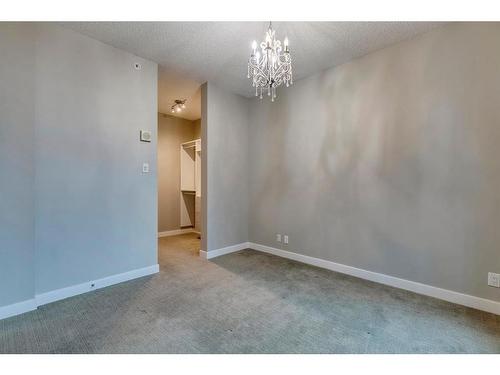 910-225 11 Avenue Se, Calgary, AB - Indoor Photo Showing Other Room