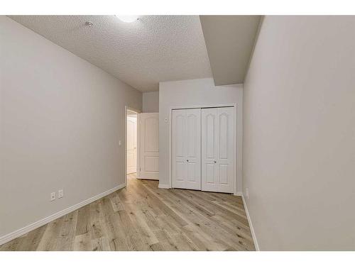 126-1 Crystal Green Lane, Okotoks, AB - Indoor Photo Showing Other Room