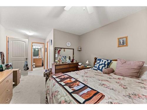 29-6009 62 Avenue, Olds, AB - Indoor Photo Showing Bedroom