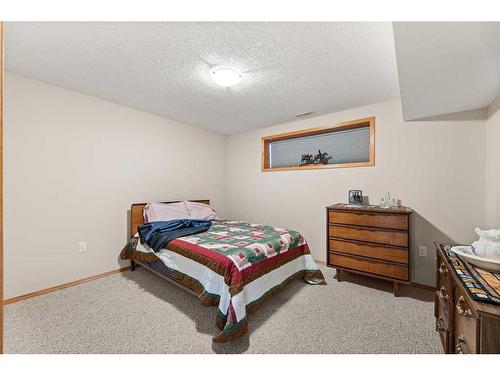 29-6009 62 Avenue, Olds, AB - Indoor Photo Showing Bedroom