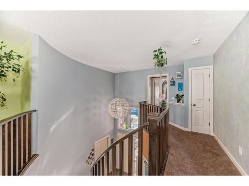 196 Sunset Circle, Cochrane, AB - Indoor Photo Showing Other Room