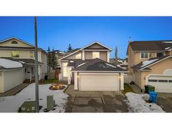 131 Coral Keys Villas NE Calgary, AB T3J 3L7