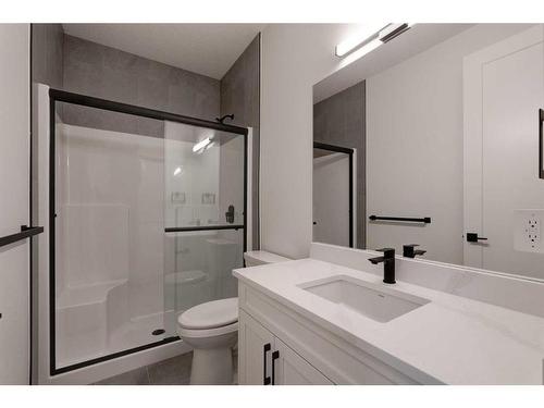 2810 35 Street Sw, Calgary, AB - Indoor Photo Showing Bathroom