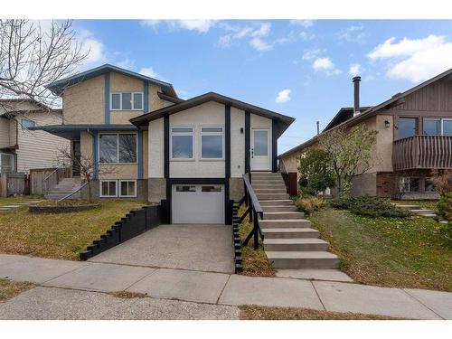 143 Bermuda Drive Nw, Calgary, AB - Outdoor With Facade