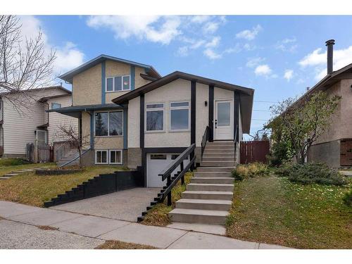 143 Bermuda Drive Nw, Calgary, AB - Outdoor With Facade