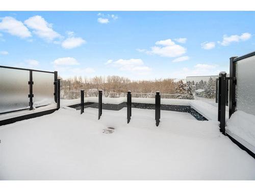 2303 13 Street Nw, Calgary, AB - Outdoor With View