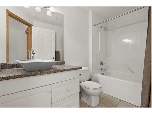 233-223 Tuscany Springs Boulevard Nw, Calgary, AB - Indoor Photo Showing Bathroom