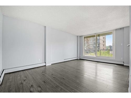 401-1236 15 Avenue Sw, Calgary, AB - Indoor Photo Showing Other Room