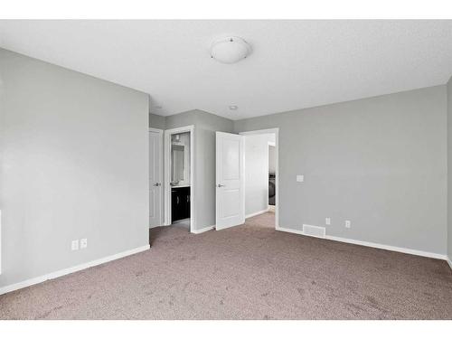 681-101 Sunset Drive, Cochrane, AB - Indoor Photo Showing Other Room