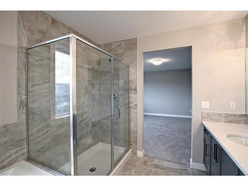 3 Precedence Green, Cochrane, AB - Indoor Photo Showing Bathroom