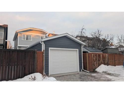 137 Woodfield Close Sw, Calgary, AB - Outdoor With Exterior