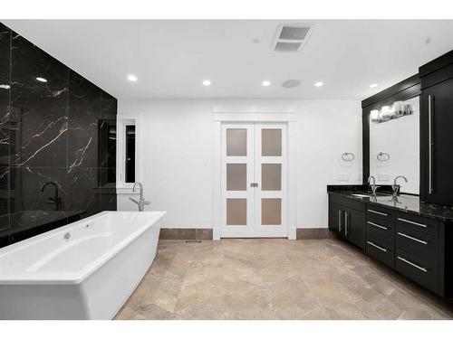 2012 3 Avenue Nw, Calgary, AB - Indoor Photo Showing Bathroom