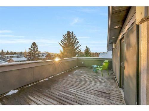 2012 3 Avenue Nw, Calgary, AB - Outdoor